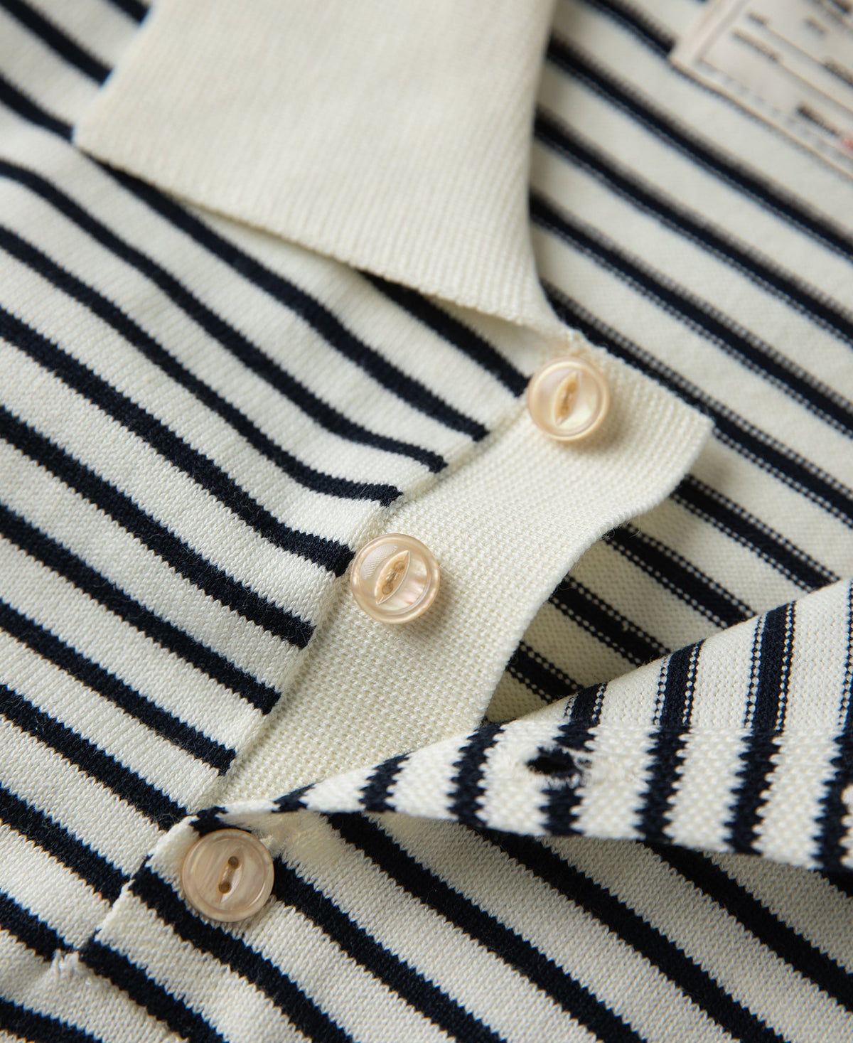 Fine Stripe Cotton Knit Polo White Black Classic Collar